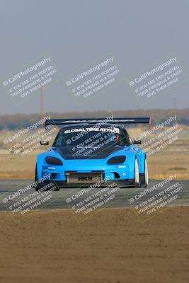 media/Nov-12-2022-GTA Finals Buttonwillow (Sat) [[f6daed5954]]/Group 2/Session 1 (Sweeper)/